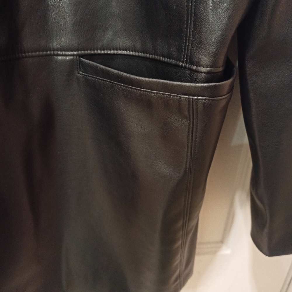 NEW EXPRESS BLACK FAUX LEATHER ONE BUTTON BLAZER JACKET SZ XL - Picture 4 of 16